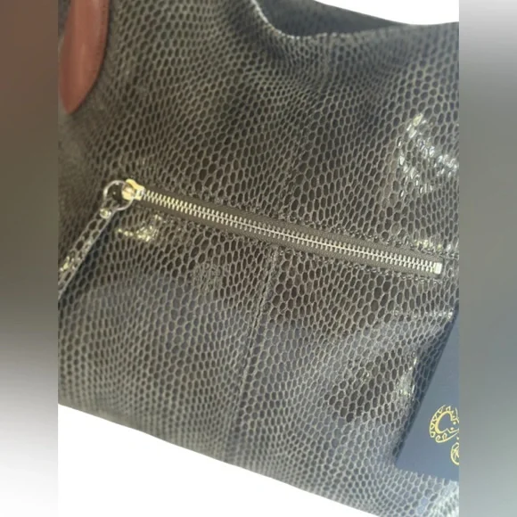 Sorial Slate Gray Tote Bag - Picture 4 of 9